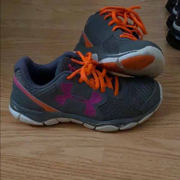 kids under armor shoes